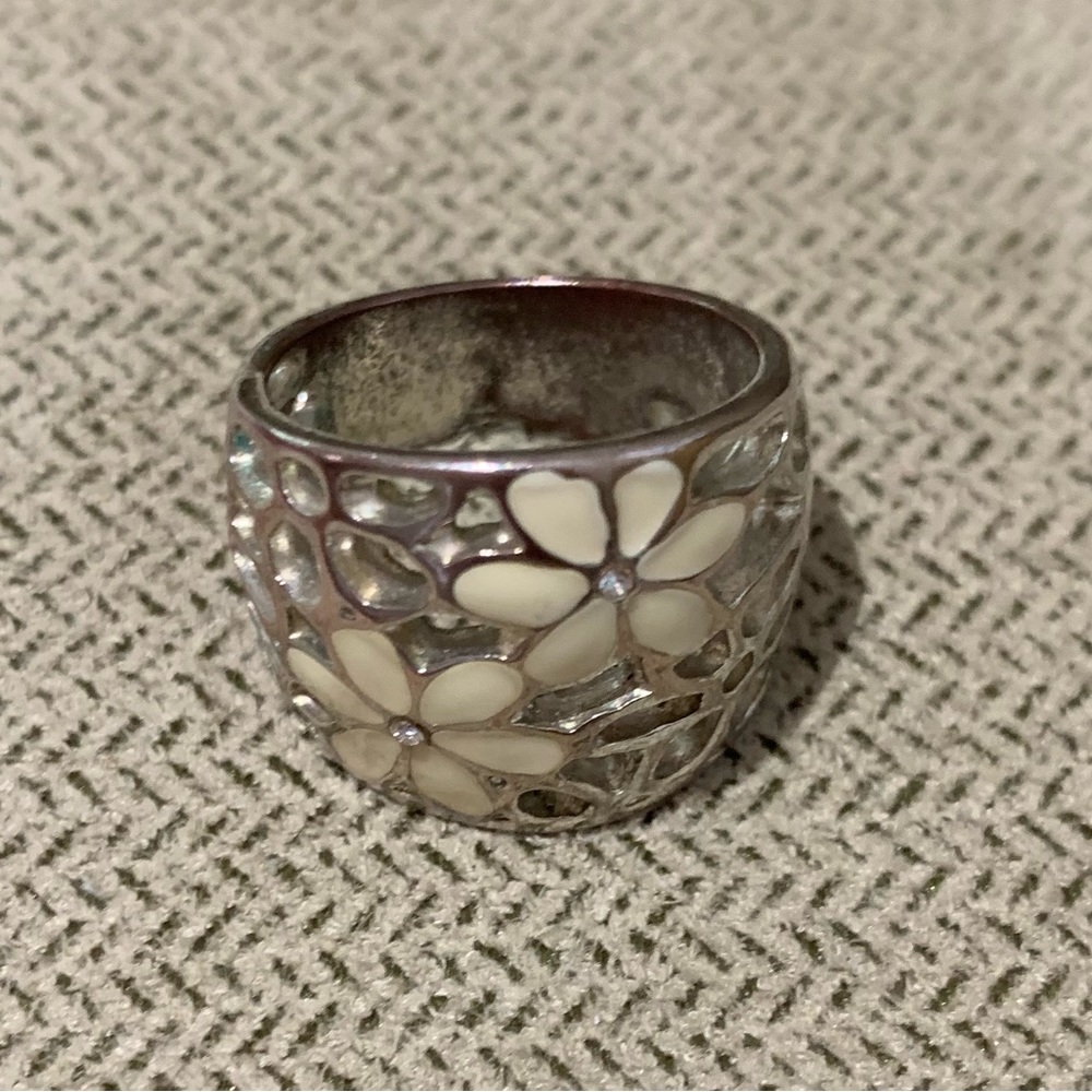 Filigree Flower Ring